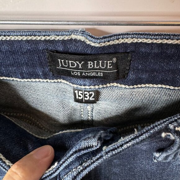 Judy Blue Boyfriend Jeans Sz 32 High Rise Dark Wash Distressed Stretch 32x30 - Picture 5 of 16
